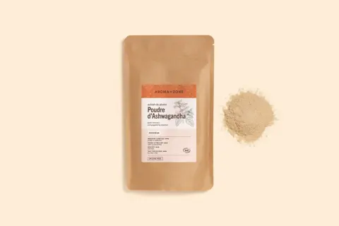 Poudre d'Ashwagandha Aroma-Zone. L'ashwagandha interdit en France pourquoi ? Ce produit est un ingrédient cosmétique bio d'origine indienne.