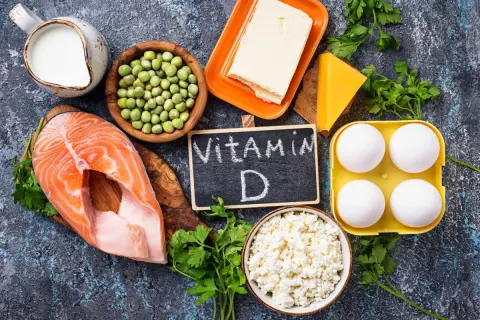 Poisson, œufs, produits laitiers, pois et beurre : des aliments pour savoir quand prendre vitamine D.