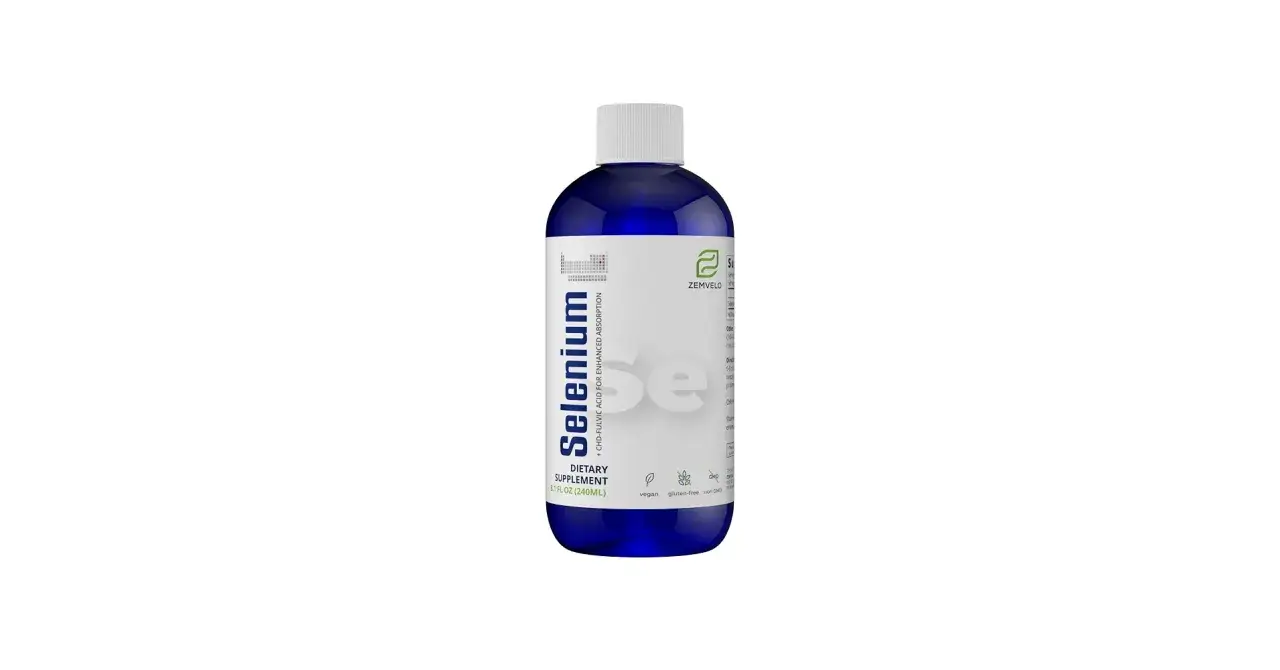 Flacon bleu de sélénium liquide. Pour savoir à quel moment de la journée prendre le sélénium, consultez les instructions sur l'étiquette.